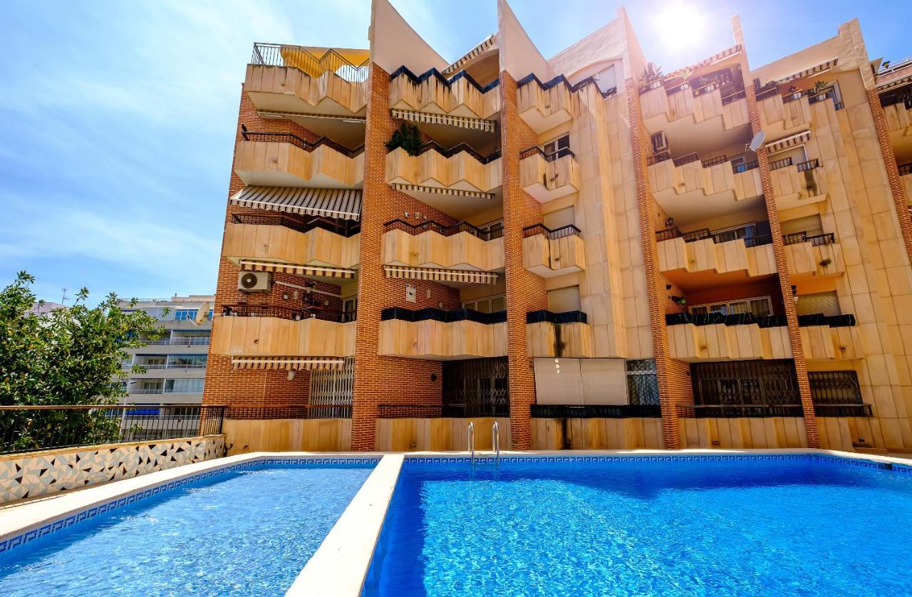 Holiday Royal Suite Concordia Torrevieja Luaran gambar