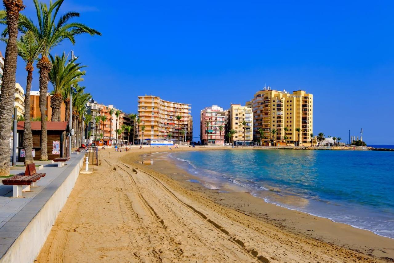Holiday Royal Suite Concordia Torrevieja Luaran gambar