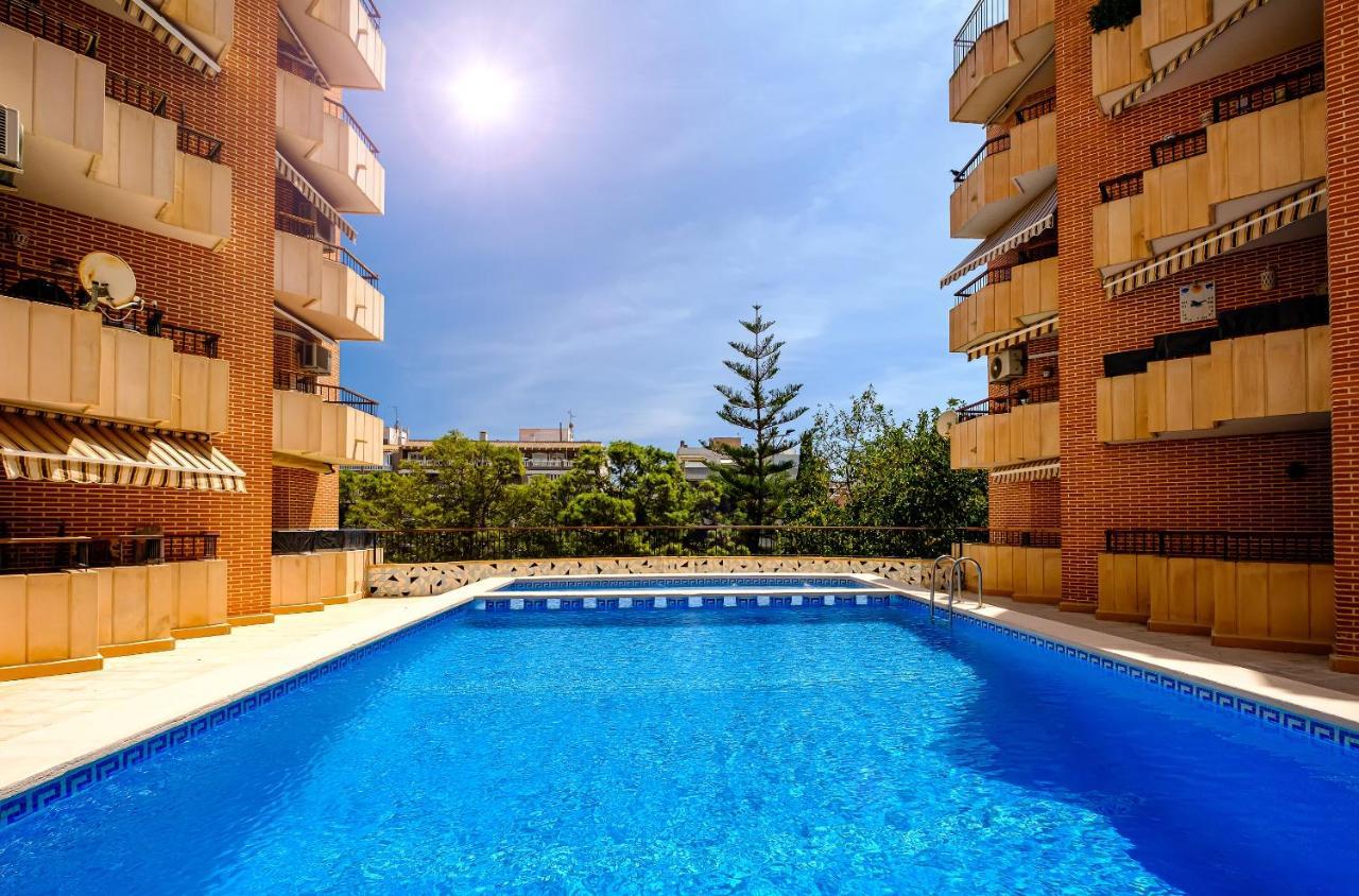 Holiday Royal Suite Concordia Torrevieja Luaran gambar