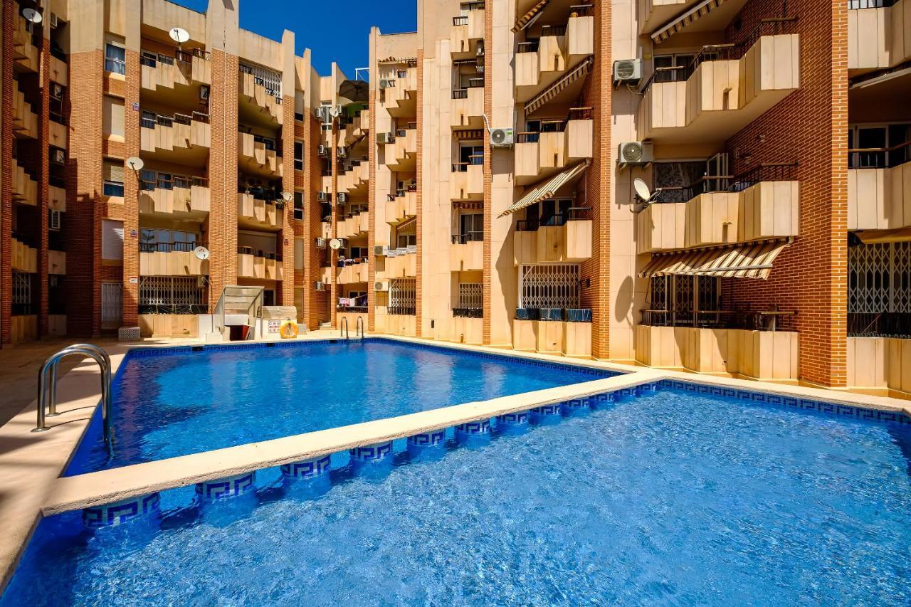 Holiday Royal Suite Concordia Torrevieja Luaran gambar