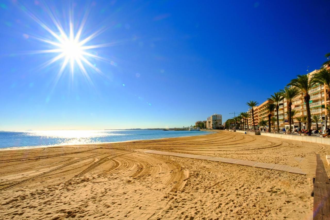 Holiday Royal Suite Concordia Torrevieja Luaran gambar