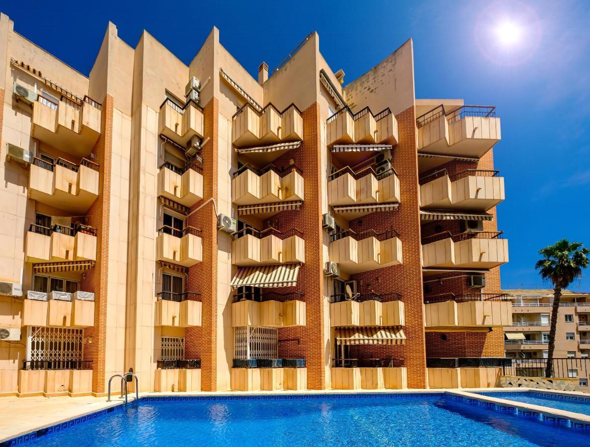 Holiday Royal Suite Concordia Torrevieja Luaran gambar