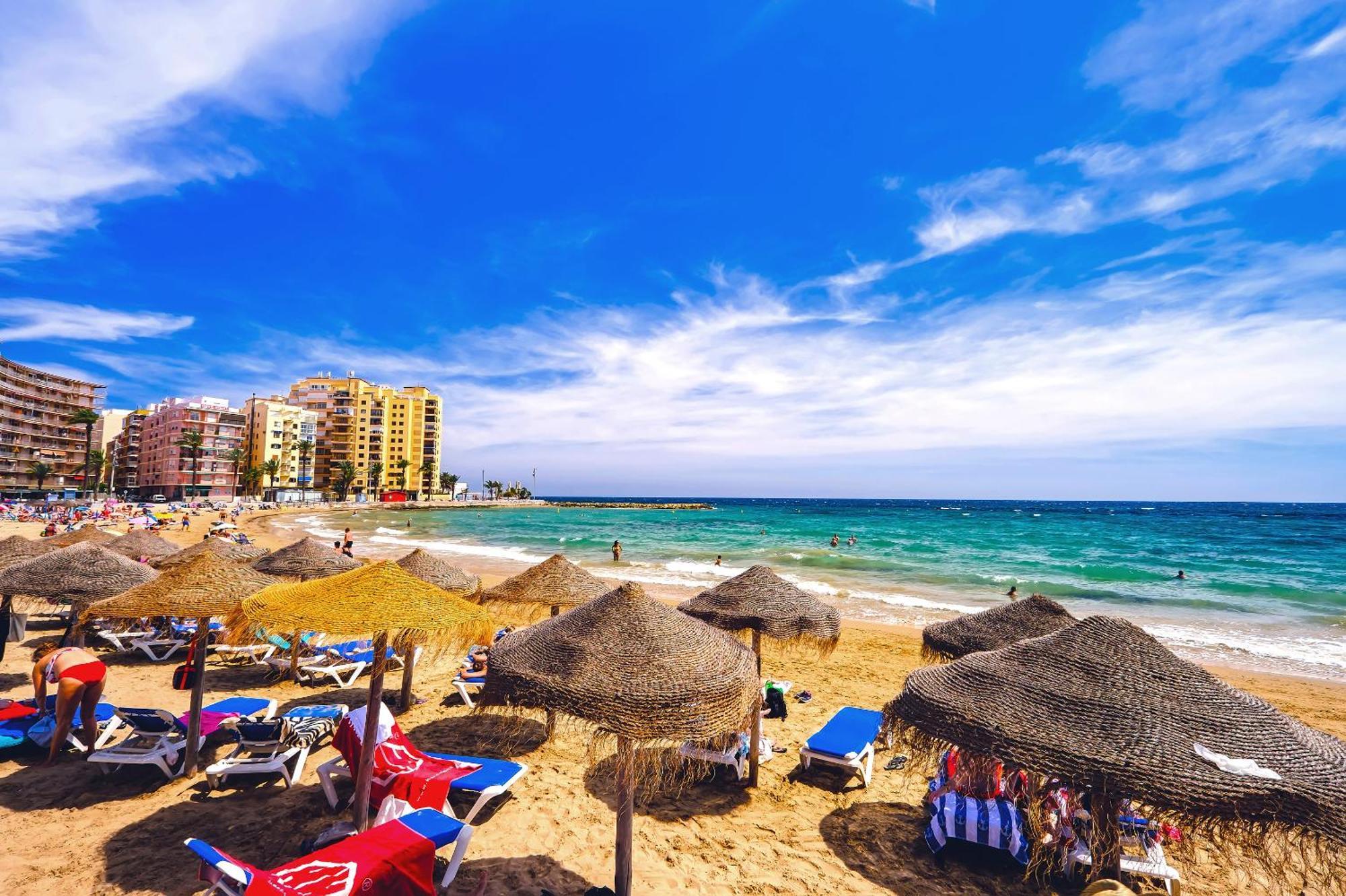 Holiday Royal Suite Concordia Torrevieja Luaran gambar