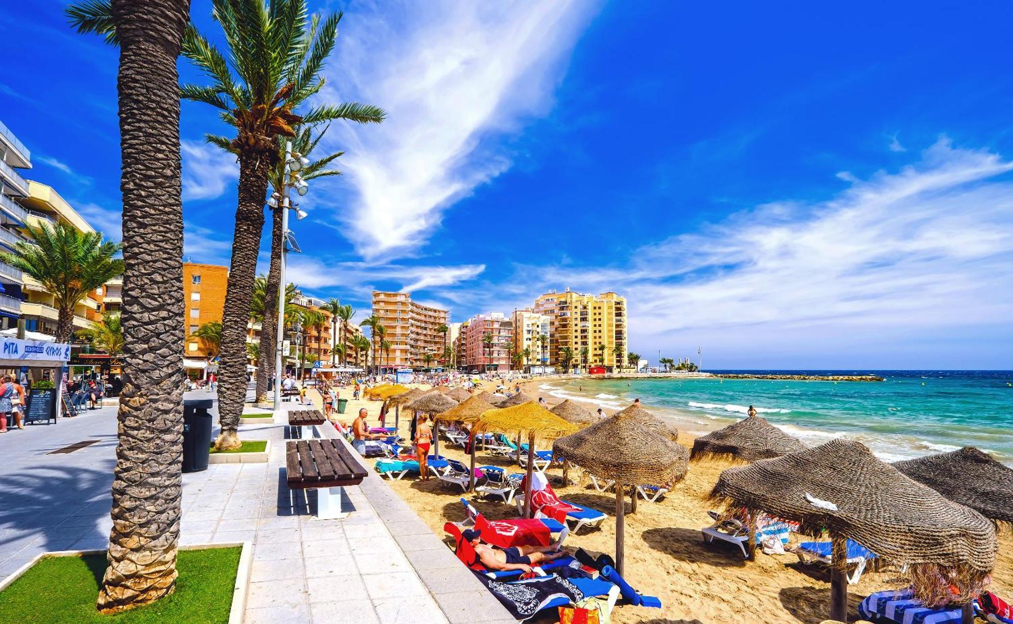Holiday Royal Suite Concordia Torrevieja Luaran gambar