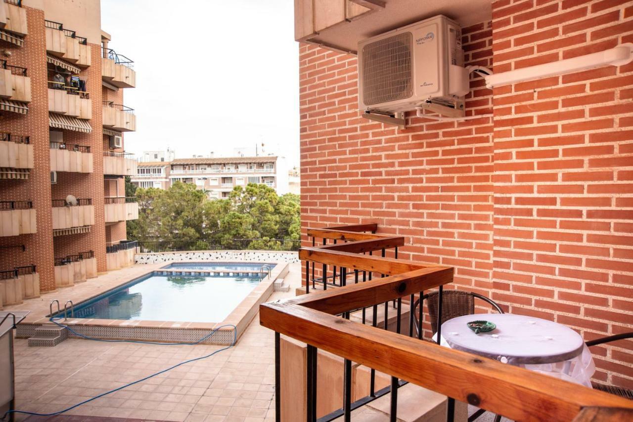 Holiday Royal Suite Concordia Torrevieja Luaran gambar