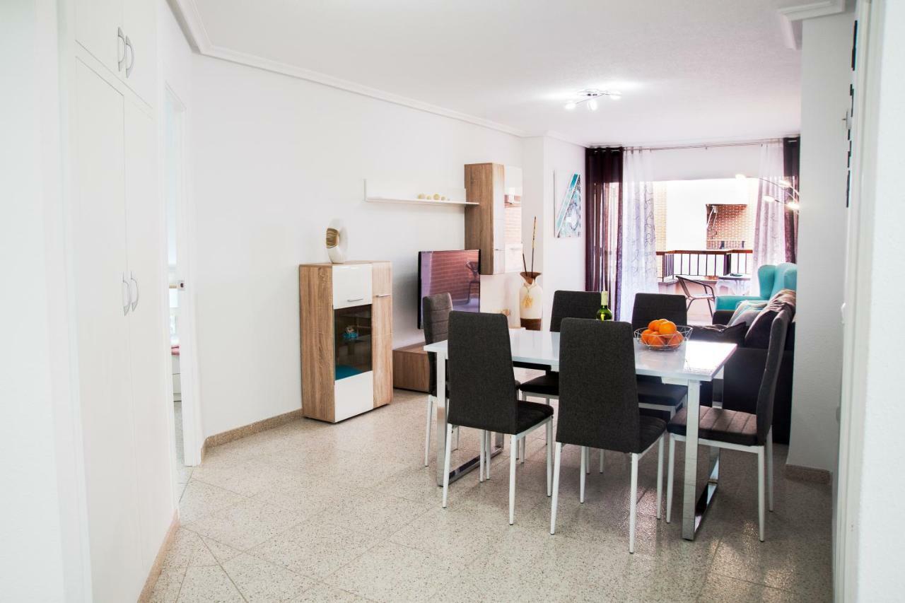 Holiday Royal Suite Concordia Torrevieja Luaran gambar